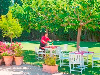 All Seasons Avignon Sud Hotel